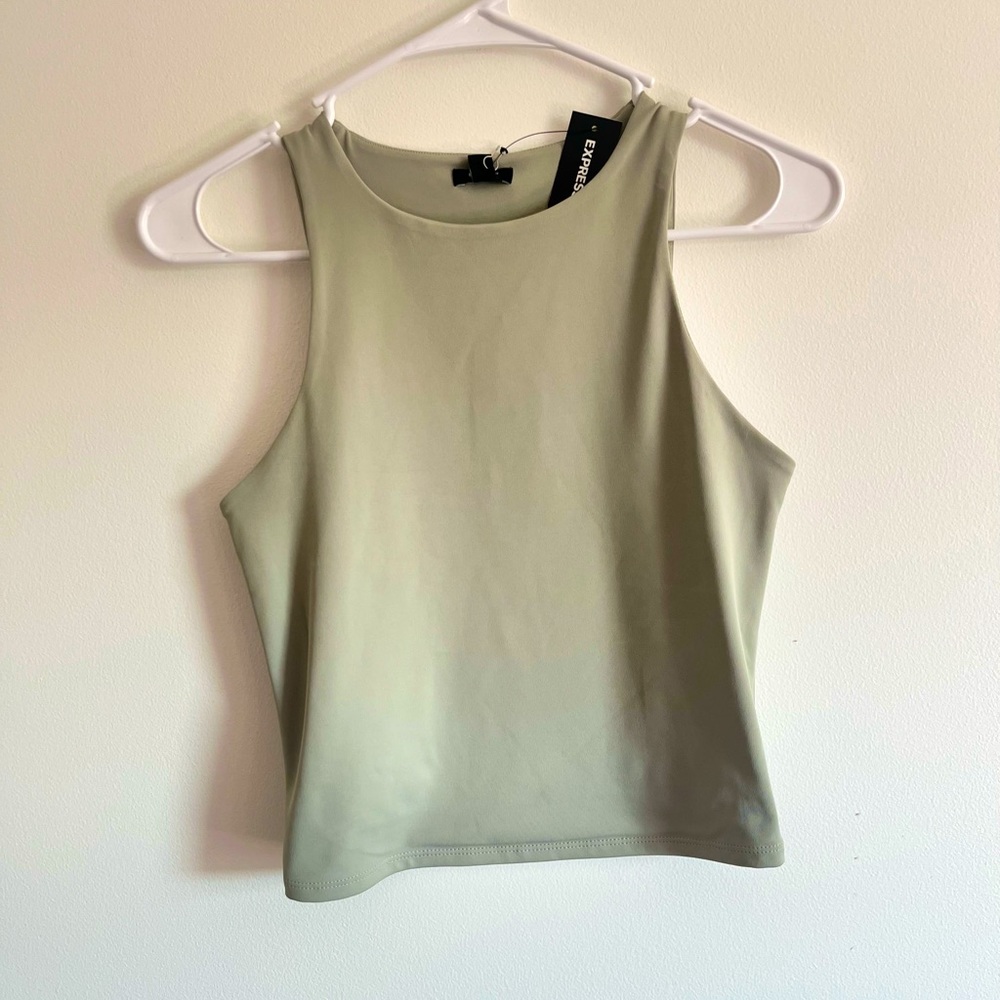 Express Body Contour Top